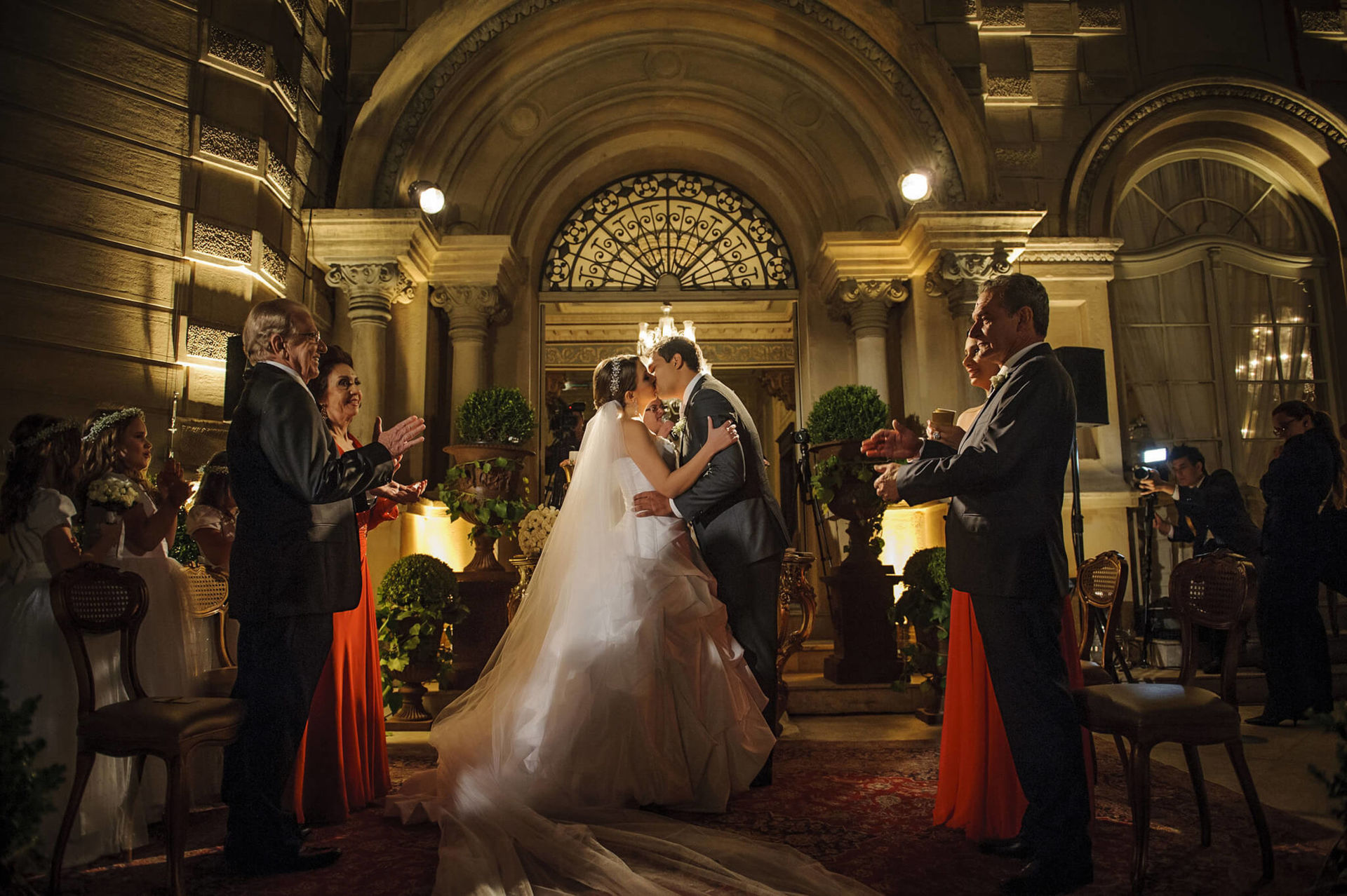 Foto Fotografia de casamento no Castelo de Batel em Curitiba, Luana e Maciel Foto Fotografia de casamento no Castelo de Batel em Curitiba, Luana e Maciel - Imagem 5
