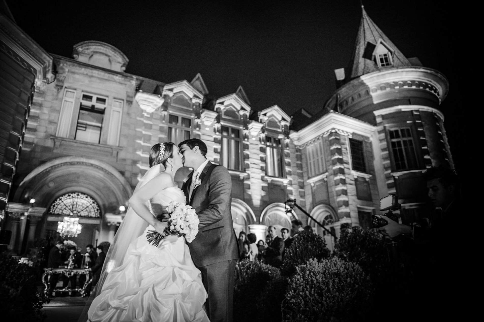 Foto Fotografia de casamento no Castelo de Batel em Curitiba, Luana e Maciel Foto Fotografia de casamento no Castelo de Batel em Curitiba, Luana e Maciel - Imagem 7