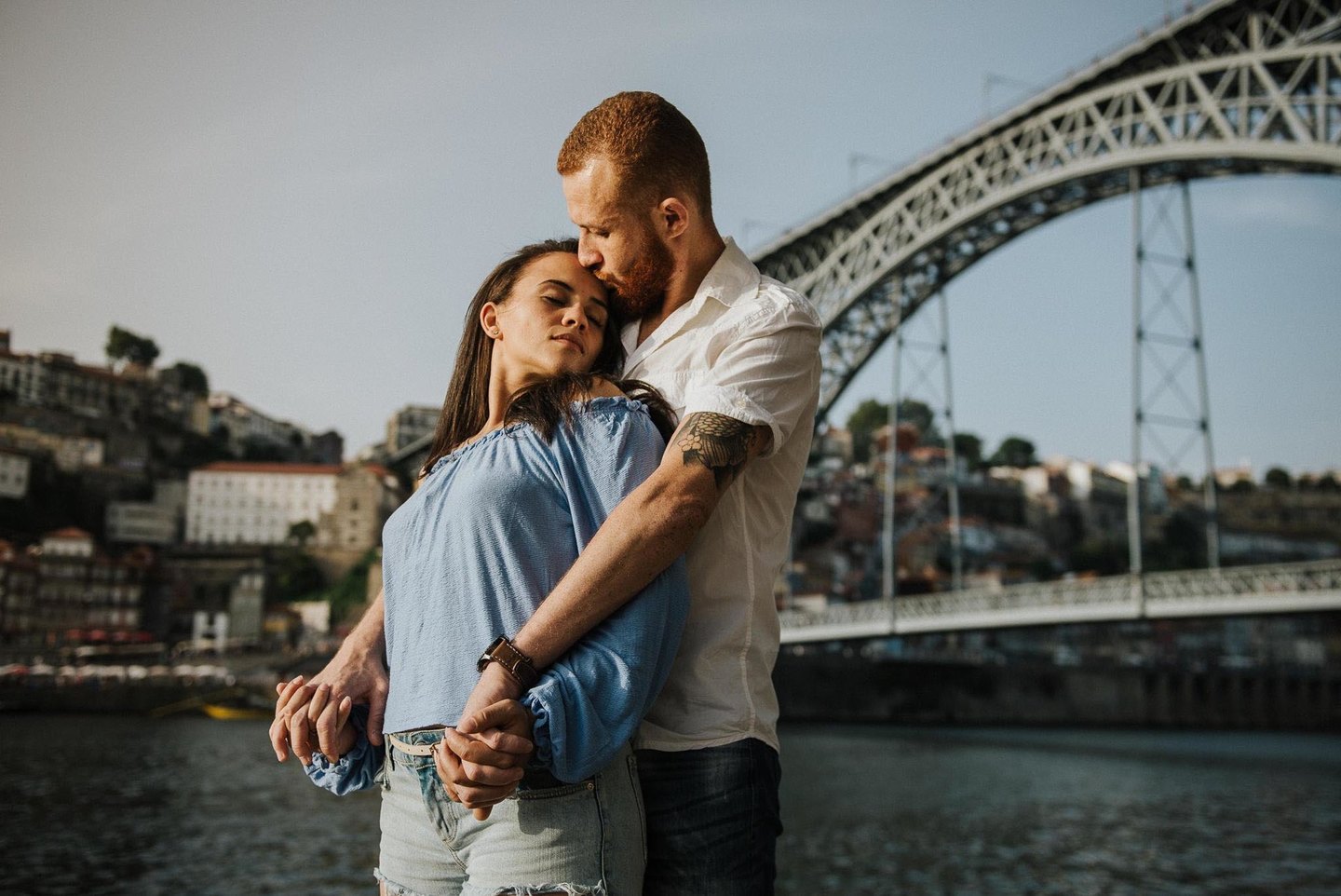Fotografia de casal no Porto, Laís e Wesley